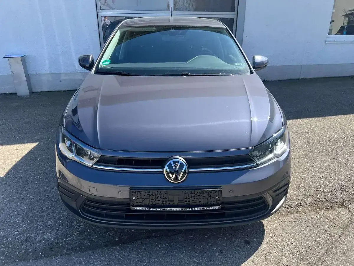 Gebraucht VW Polo Move 95 PS (69 kW) 2023 Rauchgrau metallic Kleinwagen