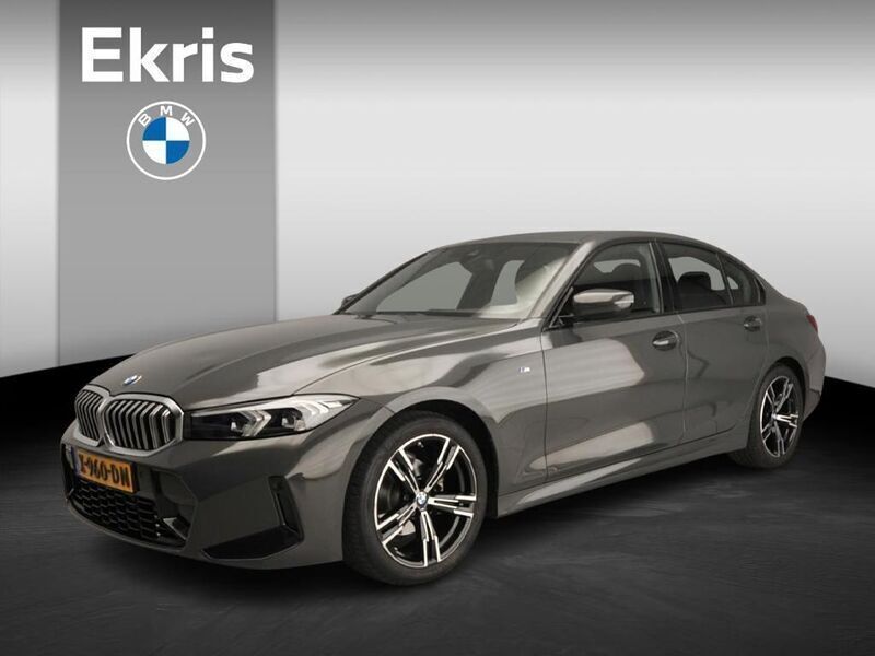 Grau Gebraucht 2023 BMW 318 M Sport Limousine | 31.900 € (Guter Preis) - Bild 1/4