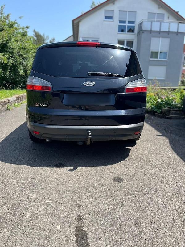Gebraucht Ford S-MAX Titanium 140 PS (102 kW) 2008 Schwarz Van / Kleinbus