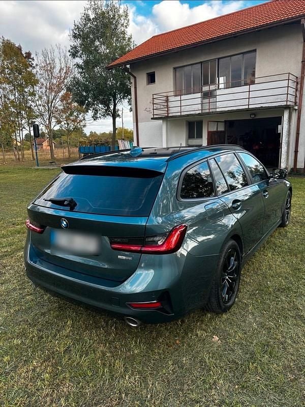Second-hand BMW 320e 190 CP (139 kW) 2020 Verde Break