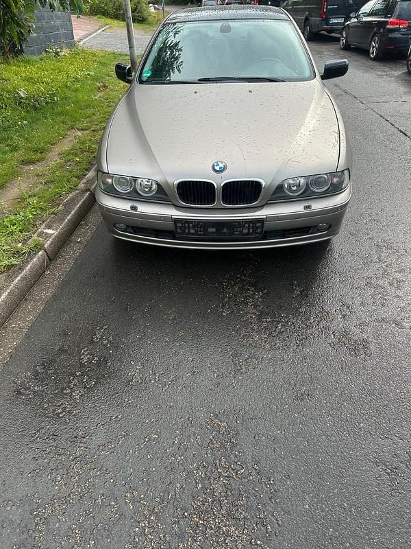 Gebraucht BMW 520 170 PS (125 kW) 2003 Grau Limousine