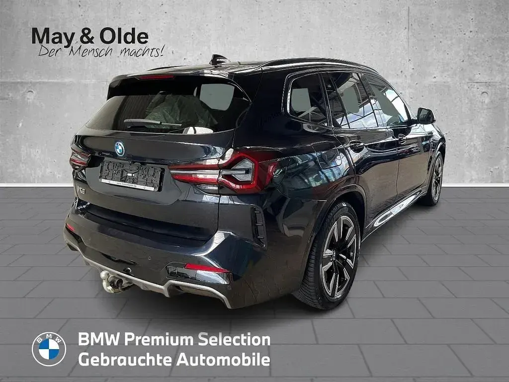Gebraucht BMW iX3 M Sport 210 kW (286 PS) 2023 Schwarz SUV