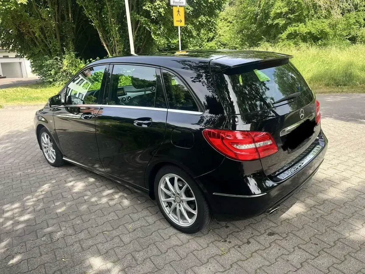 Gebraucht Mercedes B180 109 PS (80 kW) 2012 Van / Kleinbus