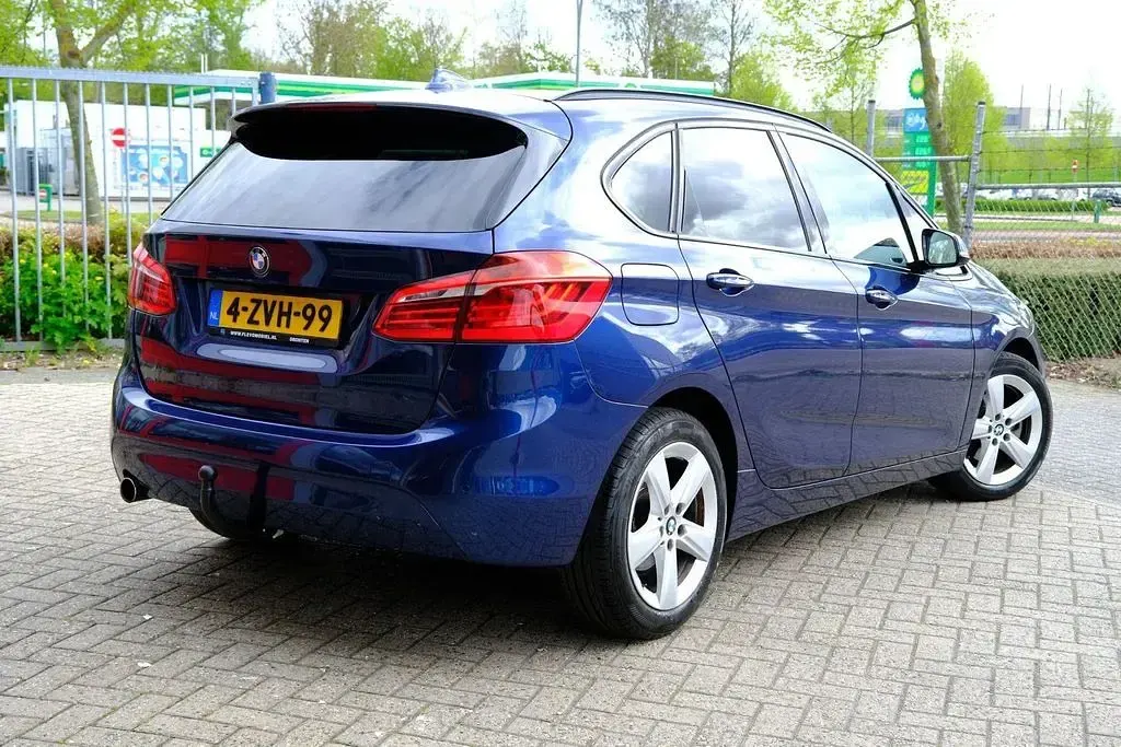 Używany BMW 218 Active Tourer 150 KM (110 kW) 2015 Niebieski Minivan