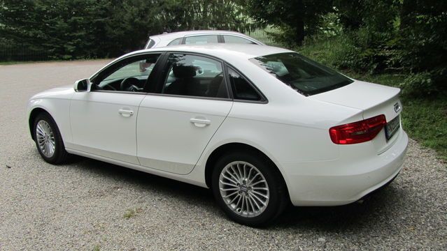 Gebraucht Audi A4 Ambition 231 PS (169 kW) 2012 Weiß Limousine