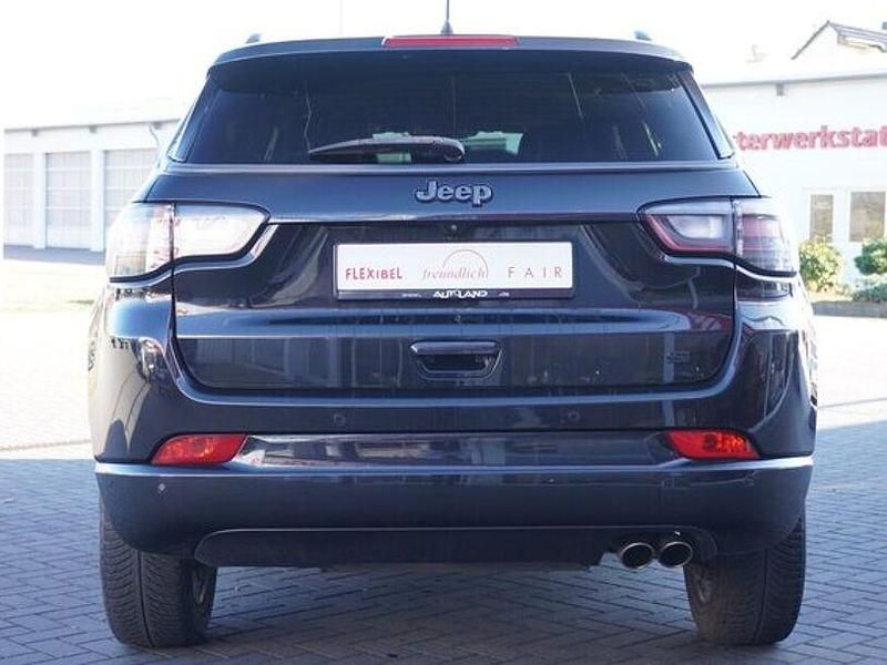 Gebraucht Jeep Compass 150 PS (110 kW) 2021 Schwarz SUV