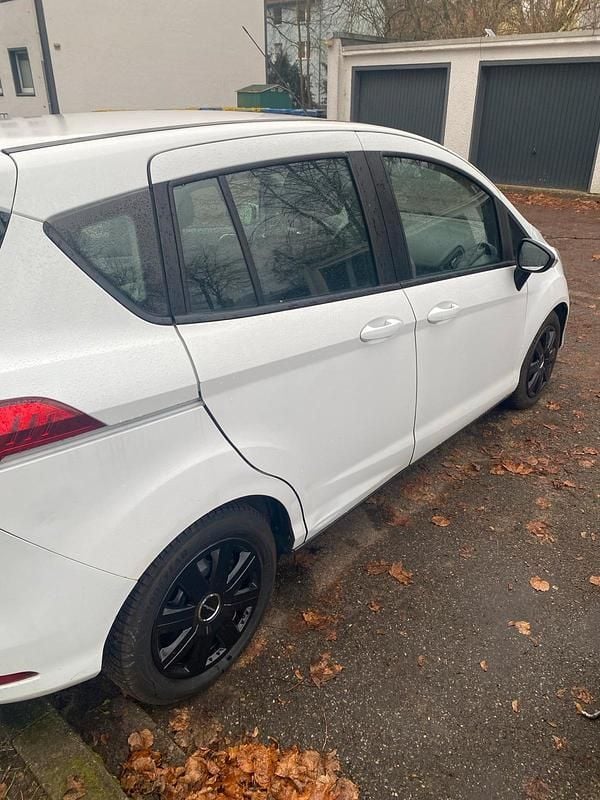 Second-hand Ford B-MAX 75 CP (55 kW) 2013 Alb Monovolum