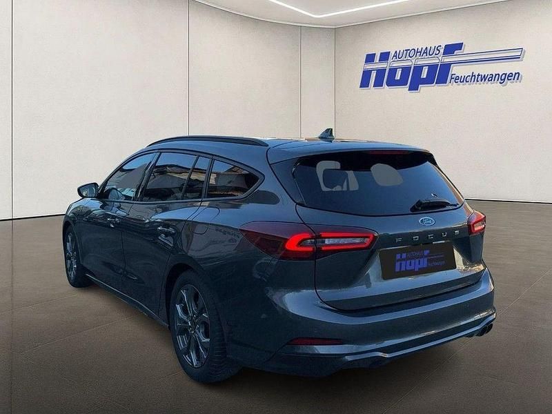 Gebraucht Ford Focus ST-Line 155 PS (114 kW) 2024 Grau Kombi