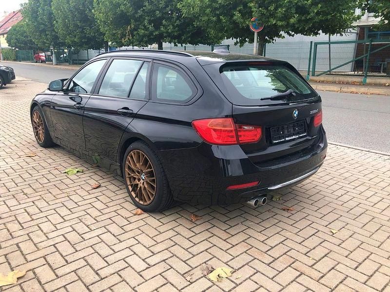 Käytetty BMW 330 258 HP (189 kW) 2014 Musta Farmari