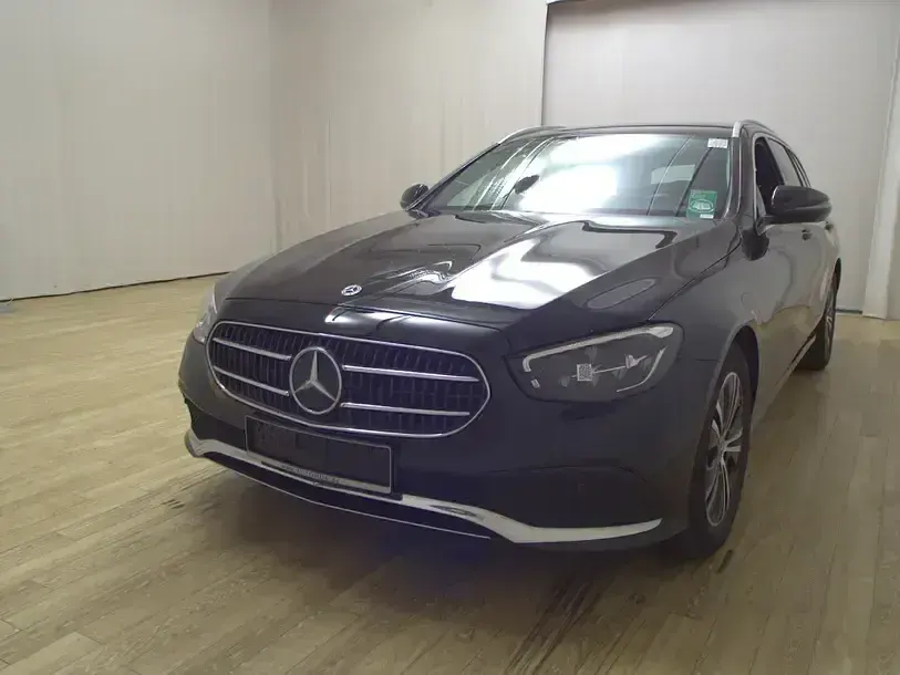 Gebraucht Mercedes E220 Avantgarde 220 PS (161 kW) 2023 Schwarz Kombi