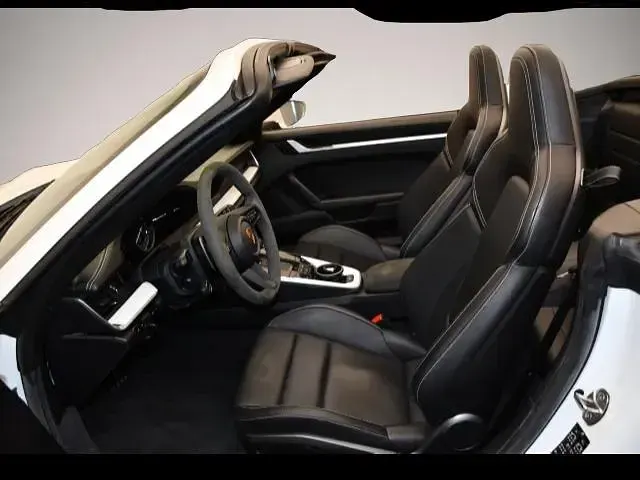 Gebraucht Porsche 911 Carrera S Cabriolet 450 PS (330 kW) 2021 Manufacturer Cabrio