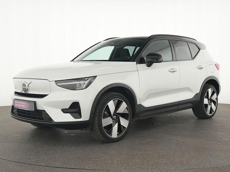 Weiß Gebraucht 2023 Volvo XC40 SUV | 32.955 € (Superpreis) - Bild 1/4