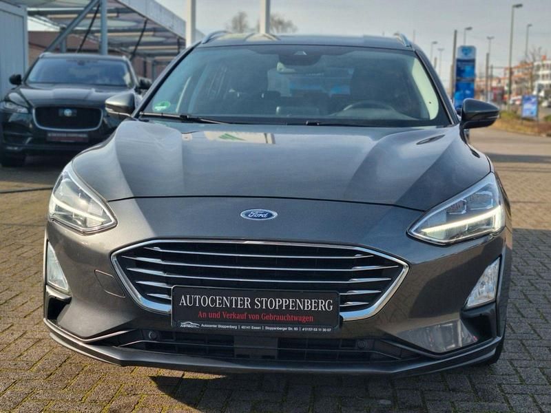 Gebraucht Ford Focus Titanium 150 PS (110 kW) 2019 Grau Kombi
