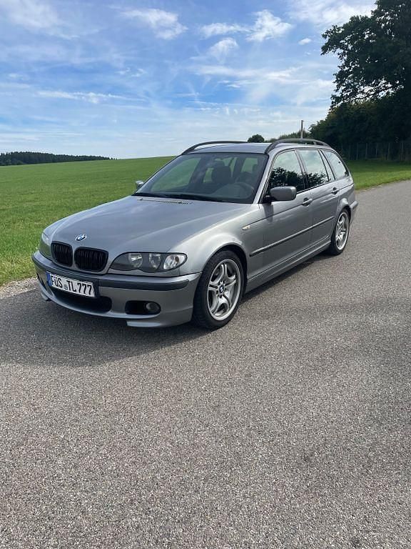 Grau Gebraucht 2003 BMW 320 M Sport Kombi | 2.990 € (Fairer Preis) - Bild 1/4