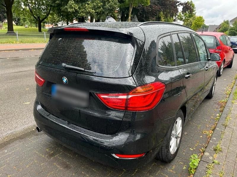 Gebraucht BMW 216 Active Tourer 116 PS (85 kW) 2017 Schwarz Van / Kleinbus