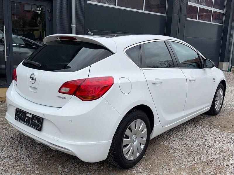 Gebraucht Opel Astra OPC 140 PS (102 kW) 2015 Weiß Kleinwagen