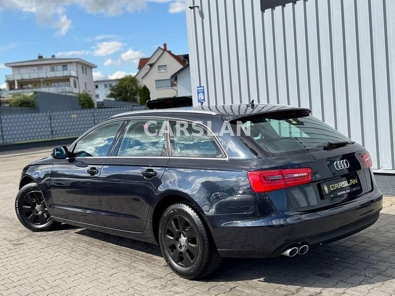 Gebraucht Audi A6 Business 177 PS (130 kW) 2013 Blau Kombi