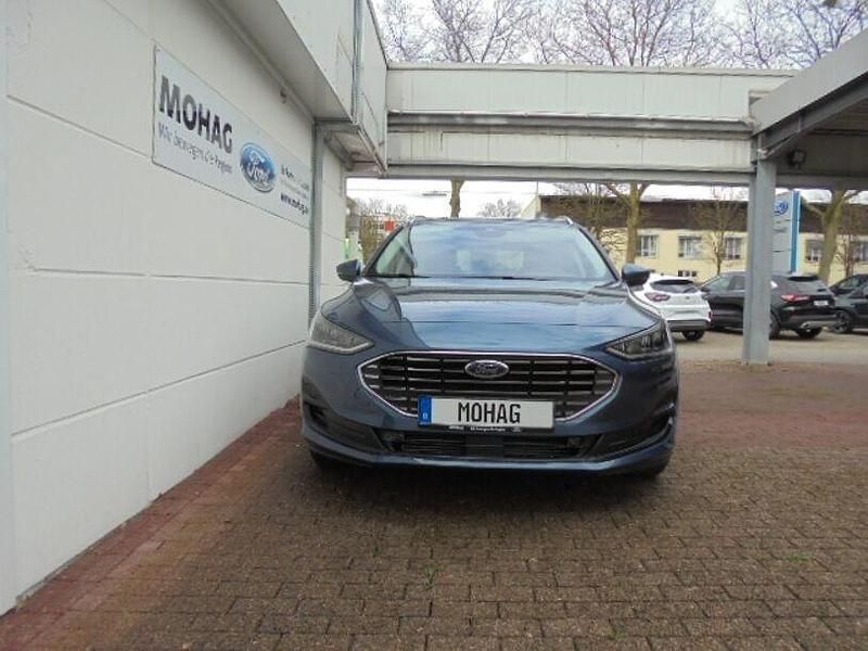 Gebraucht Ford Focus Titanium 125 PS (91 kW) 2023 Blau Kombi