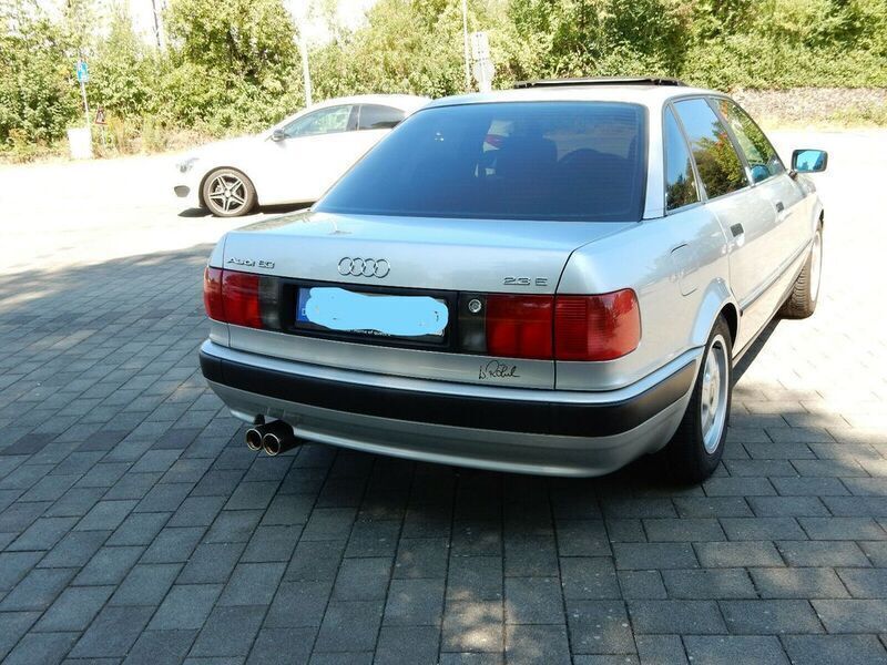 Gebraucht Audi 80 133 PS (97 kW) 1992 Silber metallic Limousine
