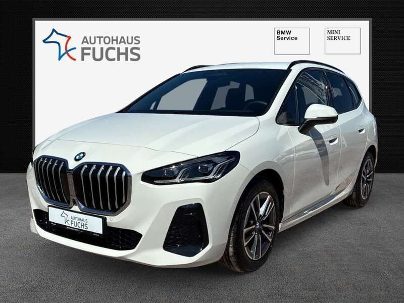 Alpinweiss iii Gebraucht 2024 BMW 218 Active Tourer M Sport Van / Kleinbus | 37.350 € (Teuer) - Bild 1/4