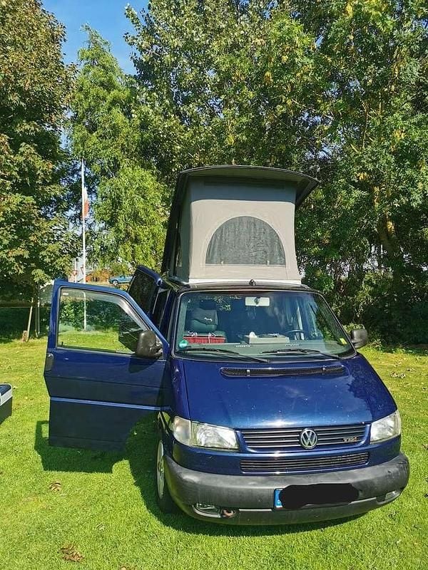Second-hand VW T4 151 CP (111 kW) 2000 Albastru Van