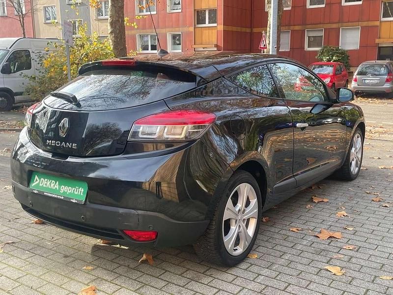 Brugt Renault Mégane Coupé Dynamique 131 HK (96 kW) 2011 Sort Coupe