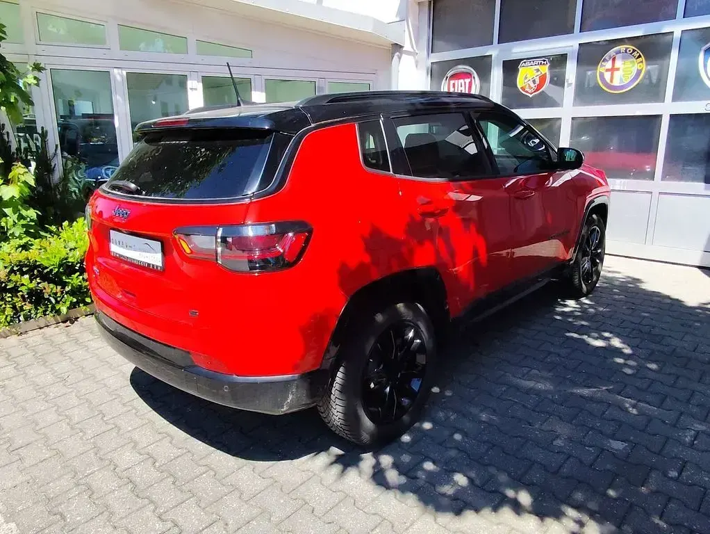 Used Jeep Compass 179 HP (131 kW) 2023 Red SUV