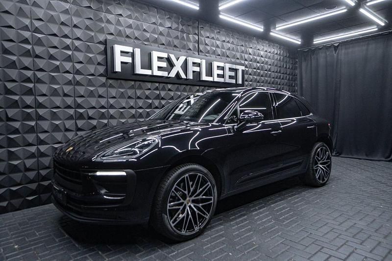 Gebraucht Porsche Macan Sport 265 PS (194 kW) 2022 Tiefschwarzmetallic SUV