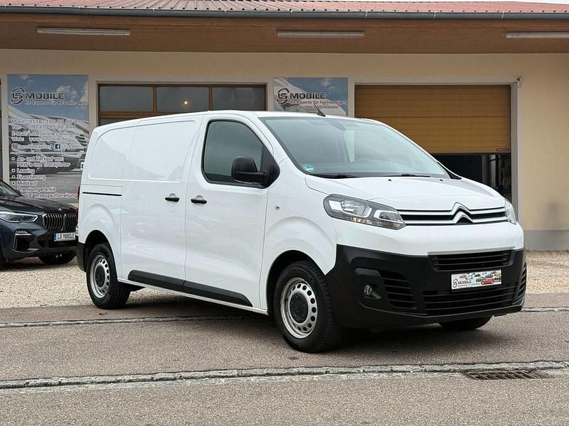 Weiß Gebraucht 2022 Citroën Jumpy Van / Kleinbus | 15.200 € (Superpreis) - Bild 1/4