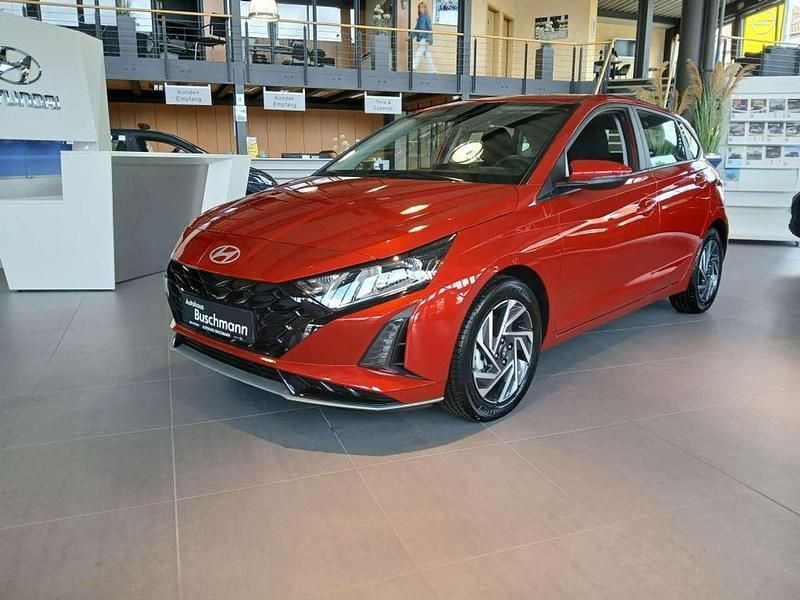 Dragon red Neu 2025 Hyundai i20 Trend Kleinwagen | 22.490 € (Etwas zu teuer) - Bild 1/4
