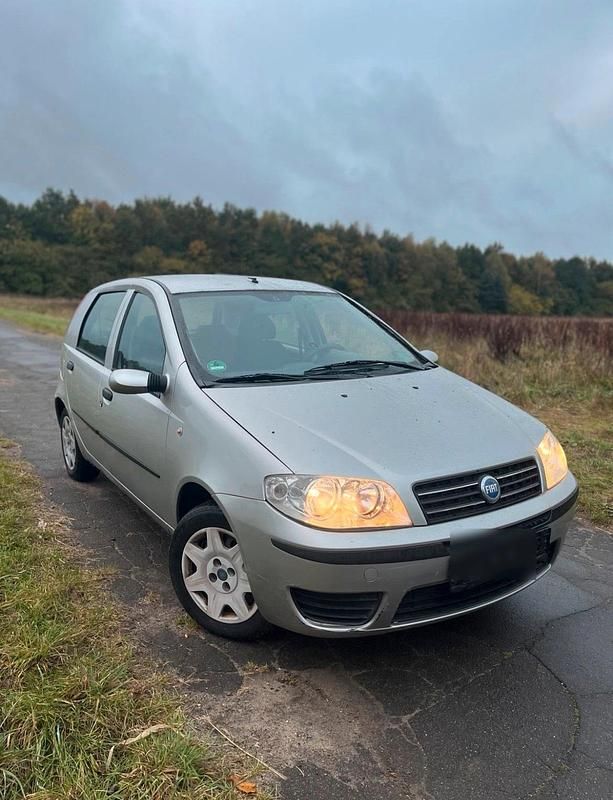 Silber Gebraucht 2002 Fiat Punto Kleinwagen | 699 € (Guter Preis) - Bild 1/4