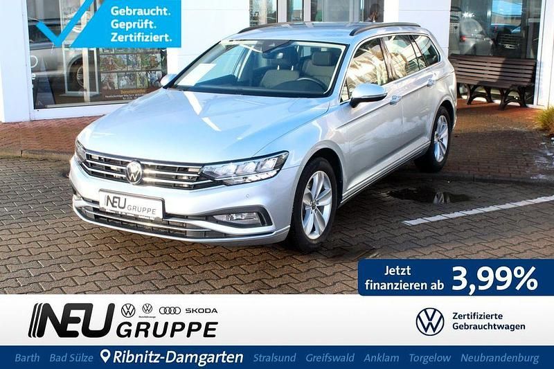 Silber Gebraucht 2023 VW Passat Business Kombi | 31.479 € (Guter Preis) - Bild 1/4