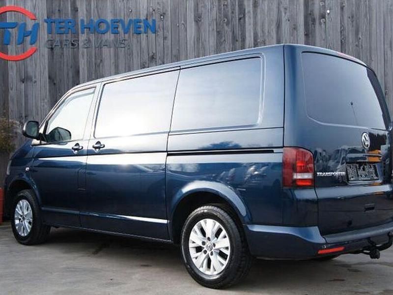 Gebraucht VW Transporter 140 PS (102 kW) 2015 Blau Van