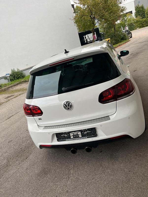 Gebraucht VW Golf R 270 PS (198 kW) 2011 Weiß Coupé