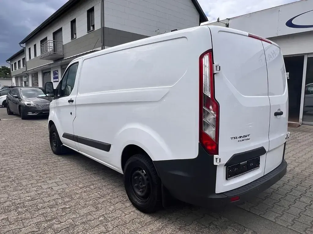 Gebraucht Ford Transit Custom 105 PS (77 kW) 2017 Weiß Van