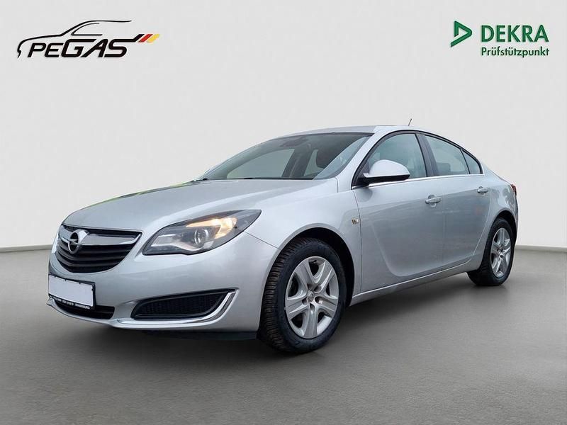 Argonsilber/sovereign/switchblad (metallic) Gebraucht 2015 Opel Insignia Edition Limousine | 10.000 € (Fairer Preis) - Bild 1/4