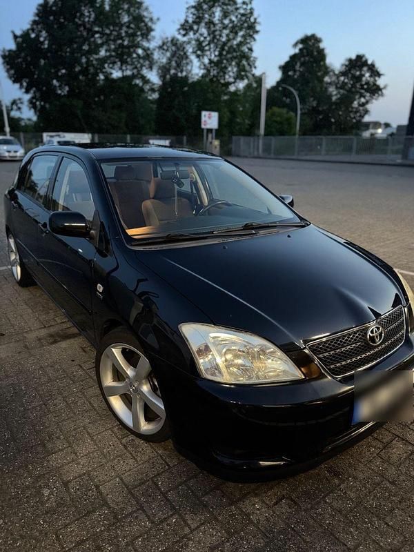 Schwarz Gebraucht 2003 Toyota Corolla Kleinwagen | 4.700 € (Fairer Preis) - Bild 1/4