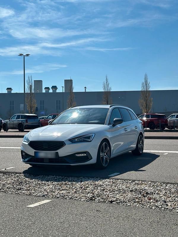 Gebraucht Seat Leon FR 150 PS (110 kW) 2021 Weiß Kombi