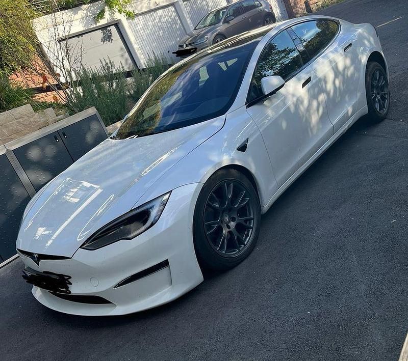 Gebraucht Tesla Model S 492 kW (670 PS) 2022 Weiß Kleinwagen