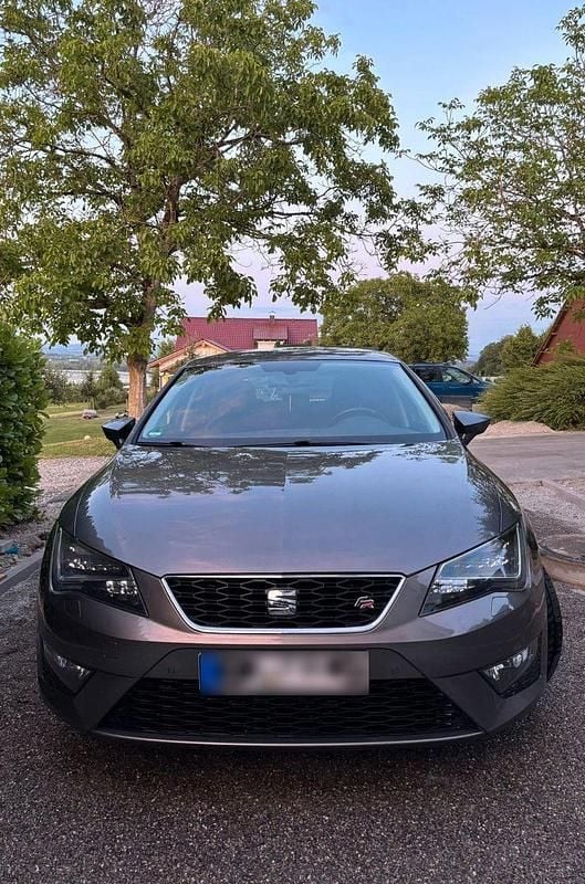 Second-hand Seat Leon FR 150 CP (110 kW) 2015 Gri Berlinǎ