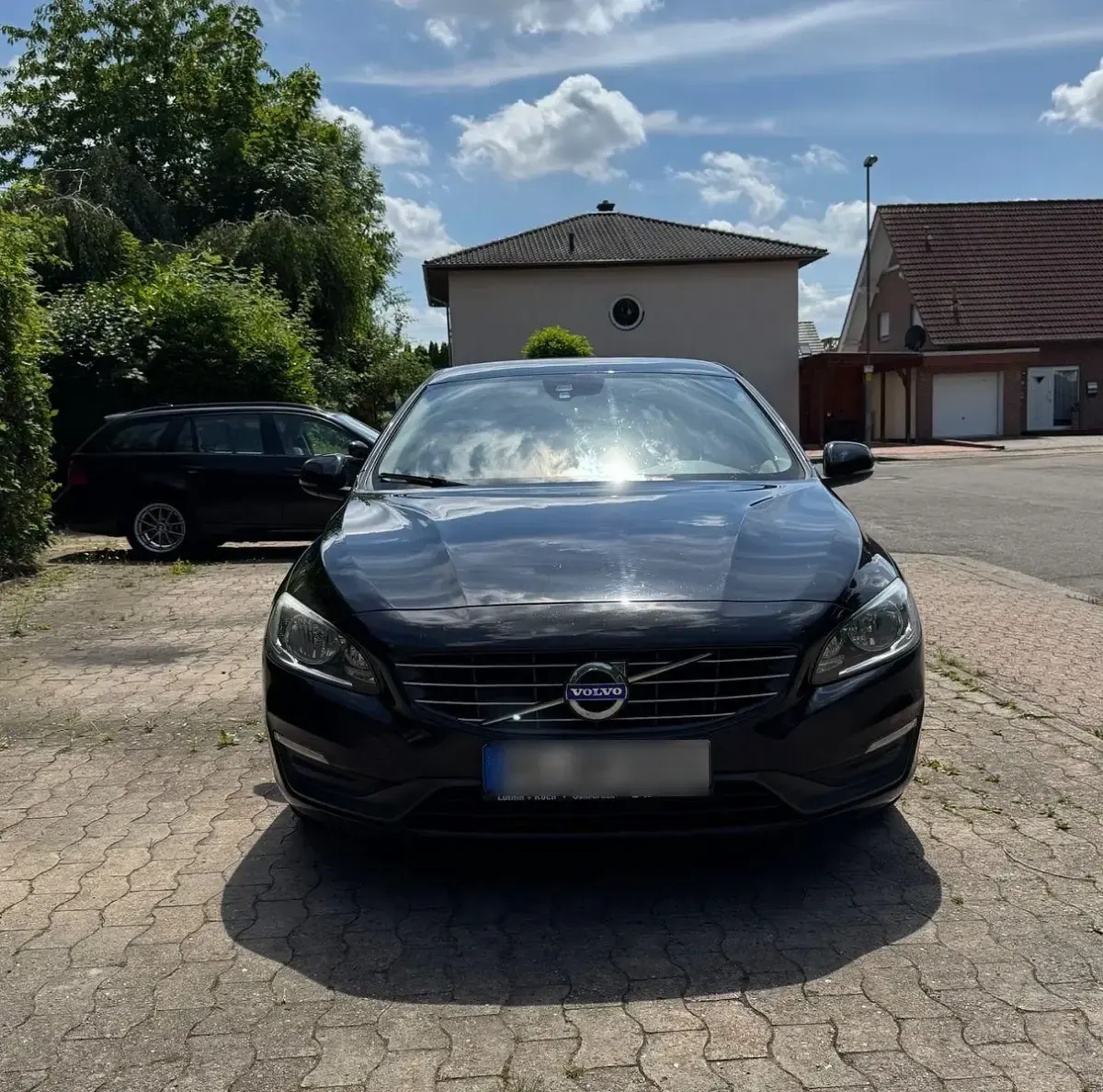 Gebraucht Volvo V60 Kinetic 181 PS (133 kW) 2014 Schwarz Kombi