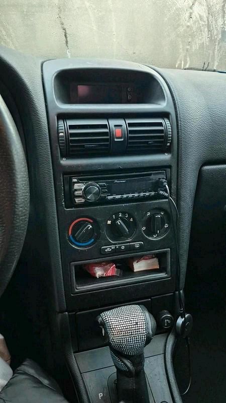 Second-hand Opel Astra 105 CP (77 kW) 1999 Gri Hatchback