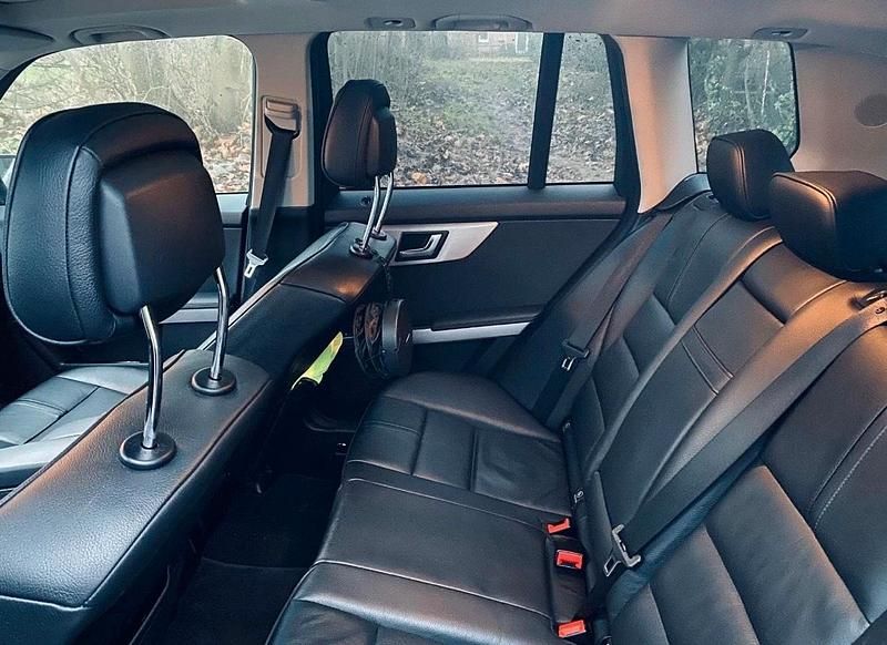 Gebraucht Mercedes GLK350 231 PS (169 kW) 2011 Schwarz SUV