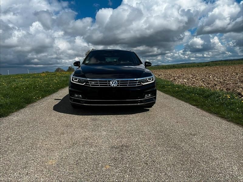 Gebraucht VW Passat R-line 190 PS (139 kW) 2015 Schwarz Kombi
