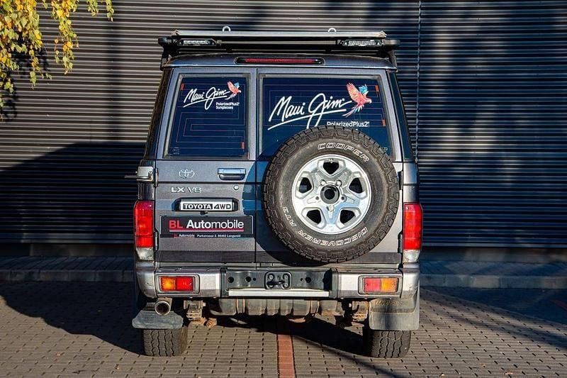 Gebraucht Toyota Land Cruiser Edition 204 PS (150 kW) 2021 Grau SUV