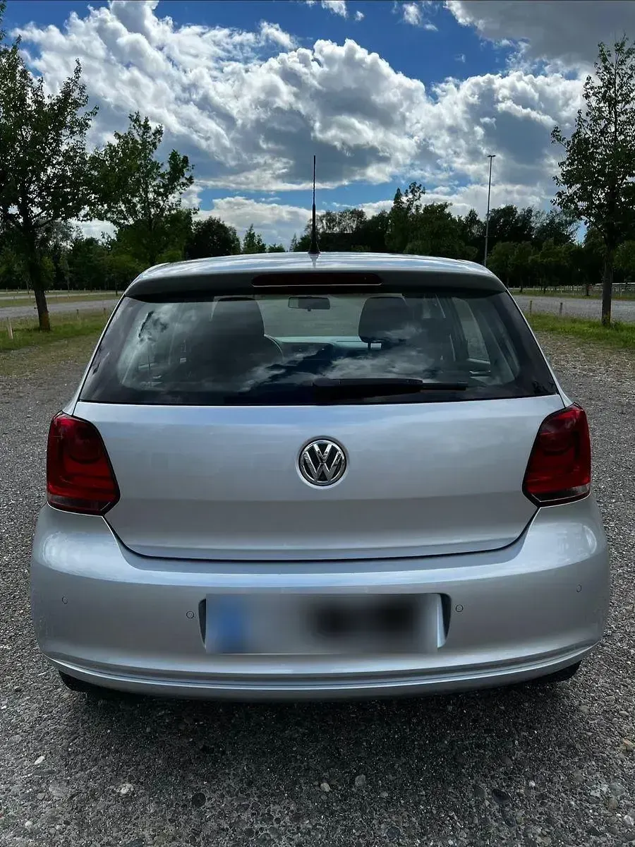 Gebraucht VW Polo Trendline 60 PS (44 kW) 2012 Silber Kleinwagen