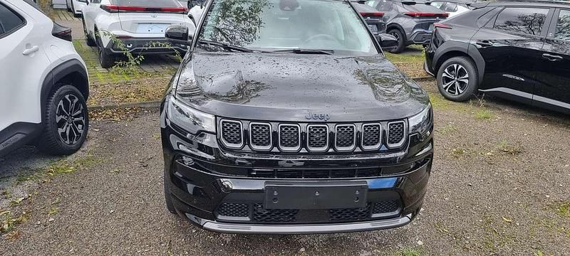 Gebraucht Jeep Compass 181 PS (133 kW) 2022 Schwarz SUV