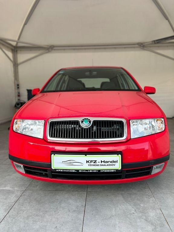 Gebraucht Skoda Fabia Elegance 101 PS (74 kW) 2000 Rot Limousine