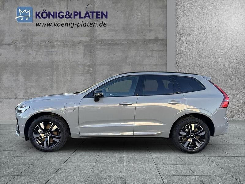 Neu Volvo XC60 Plus 349 PS (256 kW) 2025 Vapour grey (grau) SUV