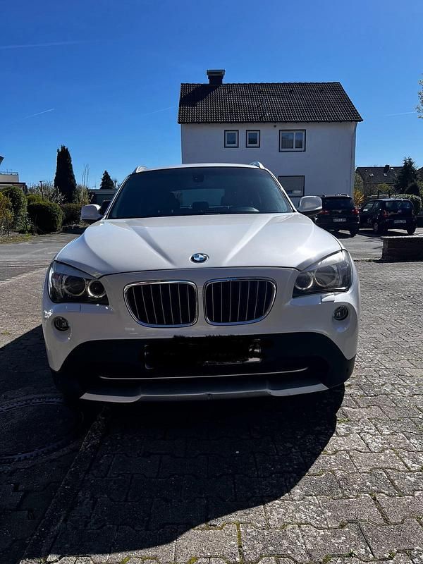 Gebraucht BMW X1 204 PS (150 kW) 2011 Weiß SUV